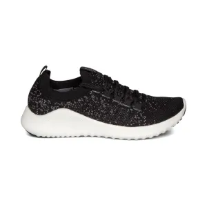 Aetrex Women's Carly Sneakers- Black
