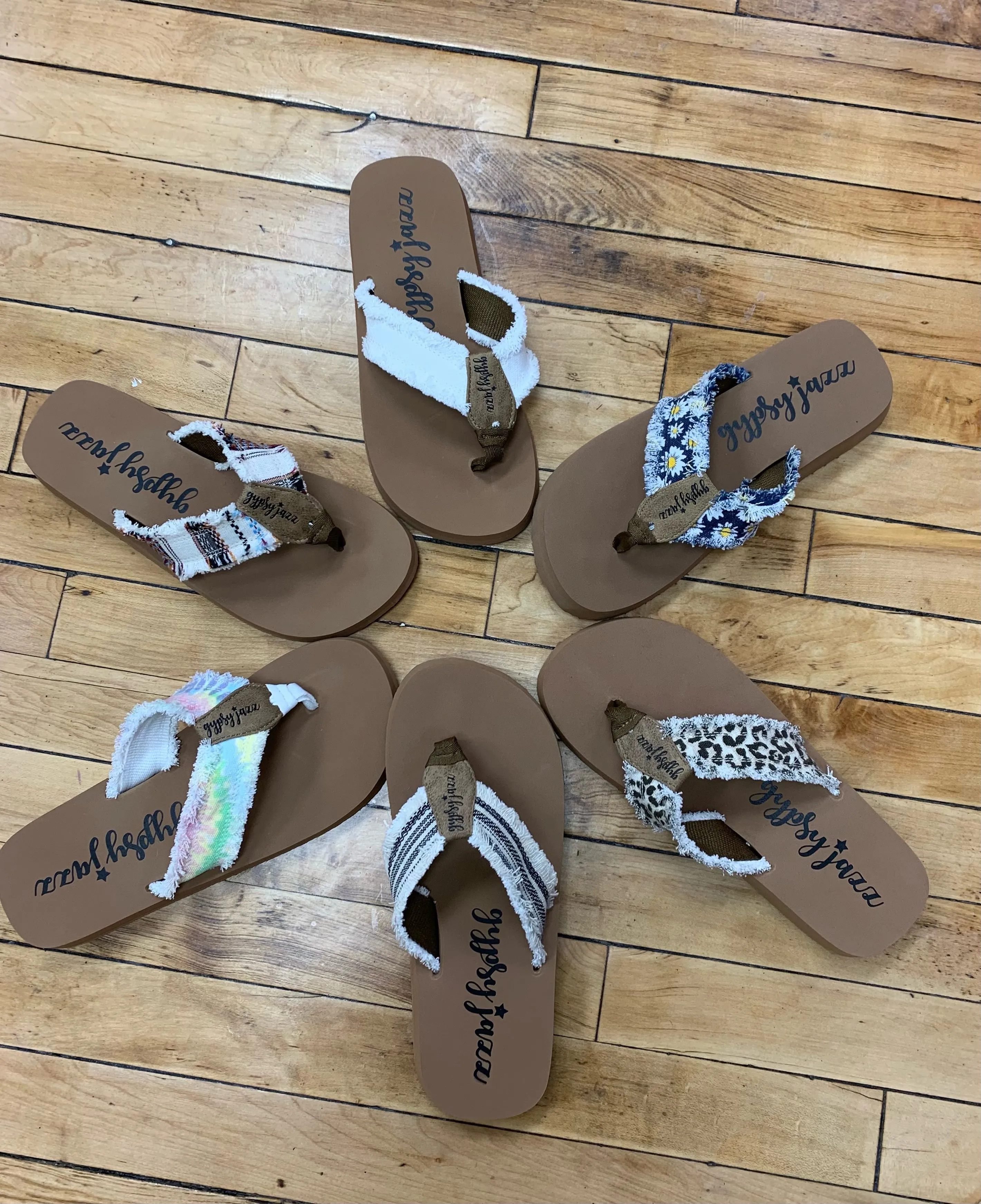 Jazzy Flip Flops - Navy Daisy