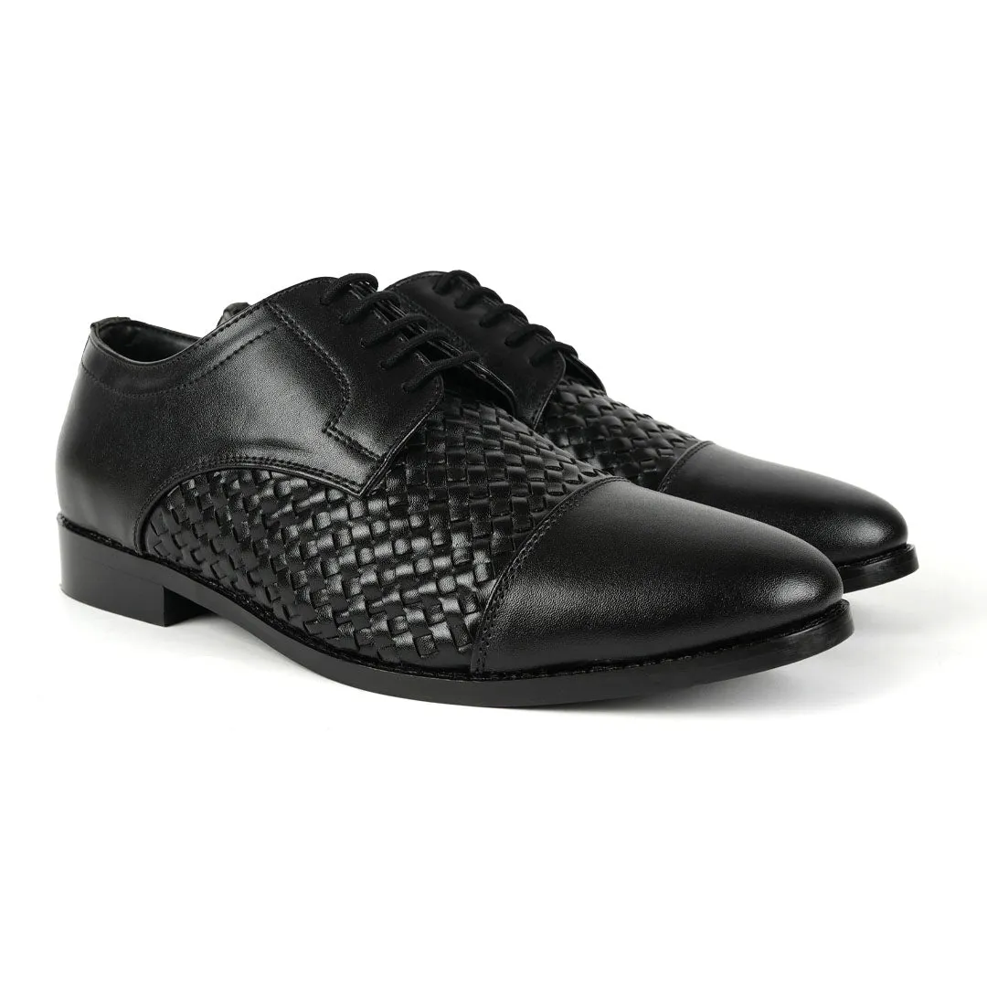 Monkstory Braided Captoe Lace-up Shoes - Black