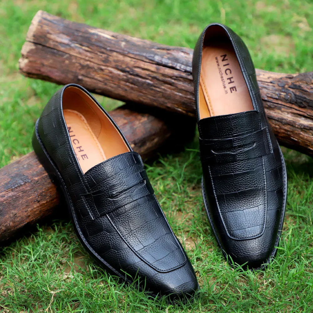 NICHE Crisp Black Croc Pattern Loafers