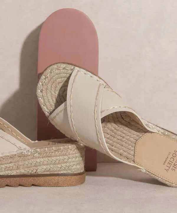 OASIS SOCIETY Lucia - Strappy Platform Sandals
