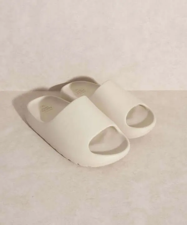 OASIS SOCIETY Wyatt - Nude Comfort Slides Pillow Slippers Sandals